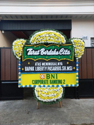 Papan Bunga Duka di Mamberamo Tengah Timur
