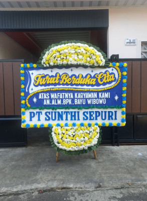 Papan Bunga Duka di Mamberamo Tengah Timur